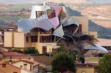 Weingut in Rioja von Frank Gehry eingeweiht