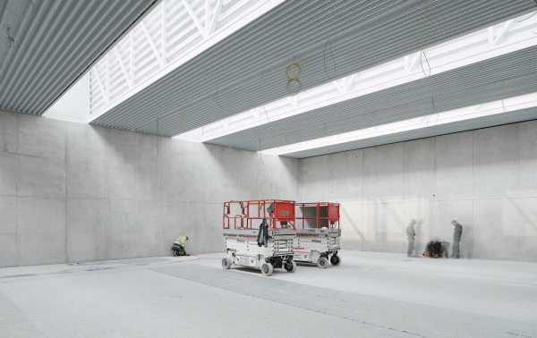 ... einen Multifunktionsraum, der fr Ausstellungen und Veranstaltungen genutzt werden soll.