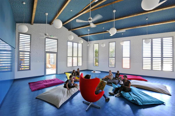 Bibliothek von Co-Architectes