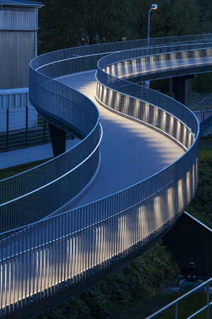 Fu�- und Radwegbr�cke von Sauerzapfe Architekten