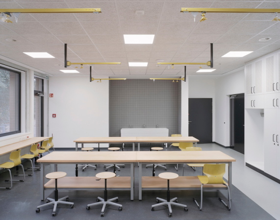 Schulerweiterung in Gtersloh von AFF Architekten