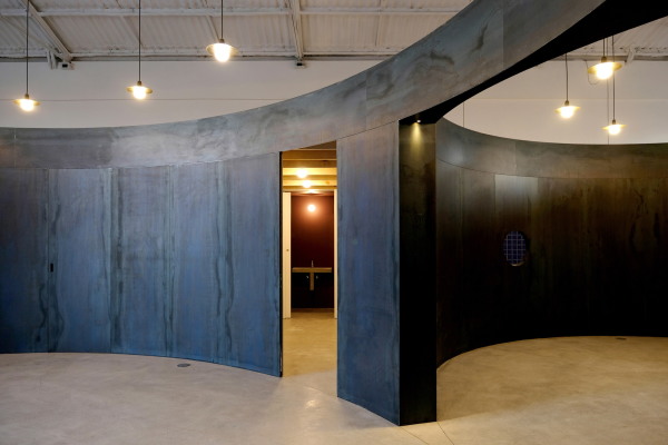 Hallenumbau von Atelier JQTS in Lissabon