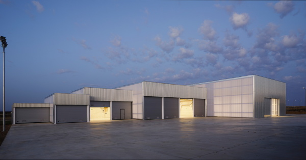 Industriehalle von Estudio Arquitectura Hago in Spanien