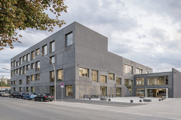 Volksschule von Alexa Zahn Architekten