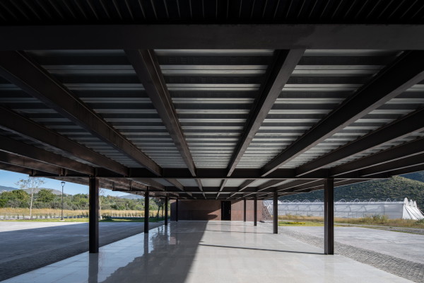 Regionalzentum in Galeana von Atelier Uno