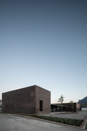 Regionalzentum in Galeana von Atelier Uno