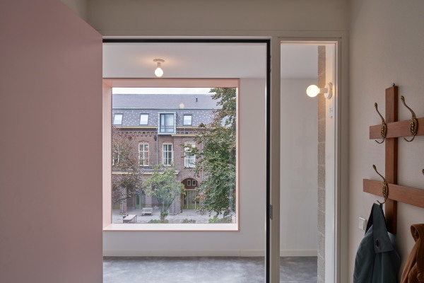 Klostererweiterung in Tilburg von Shift