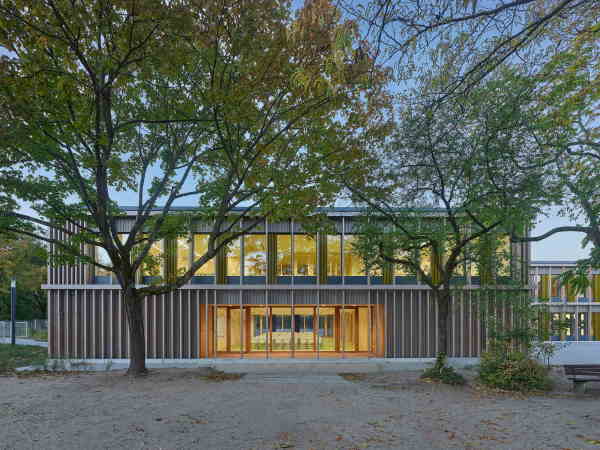 Schulerweiterung von Walter Huber Architekten