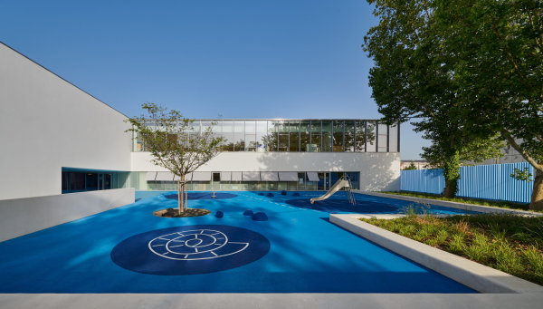 Schule von Dominique Coulon bei Lyon