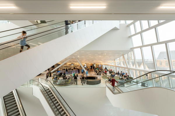 Mixed-Use-Projekt in Groningen von NL Architects