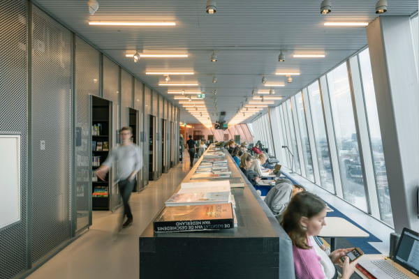 Mixed-Use-Projekt in Groningen von NL Architects