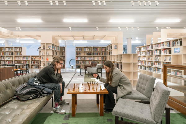 Mixed-Use-Projekt in Groningen von NL Architects