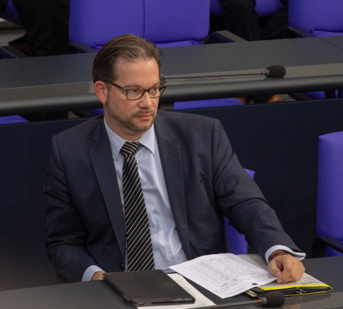 Kann das Amt als Grndungsdirektor der Bauakademie vorerst nicht antreten: Florian Pronold hier auf der Regierungsbank im Deutschen Bundestag 2019