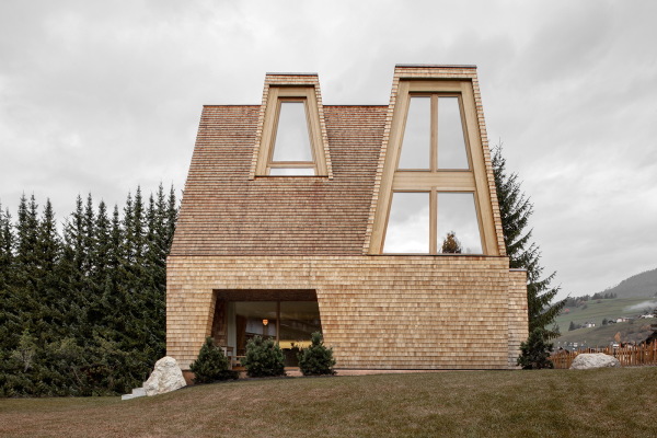 Wohnhaus von Pedevilla Architects in Sdtirol