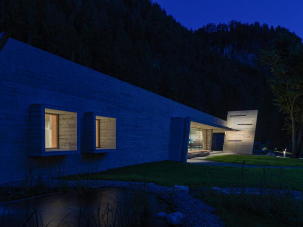 Besucherzentrum im tztal von Hanno Schlgl