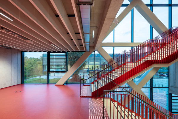 Seminargeb�ude der Hochschule Bochum von netzwerkarchitekten