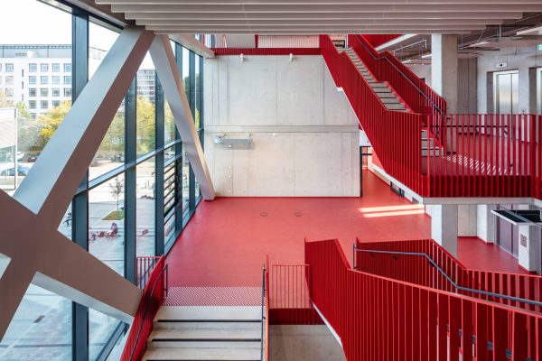 Seminargeb�ude der Hochschule Bochum von netzwerkarchitekten