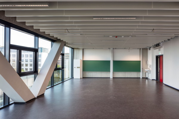 Seminargeb�ude der Hochschule Bochum von netzwerkarchitekten