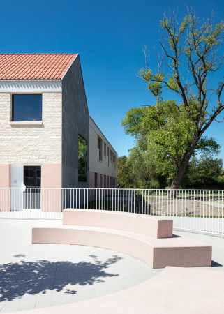 Grundschule von FELT in Belgien
