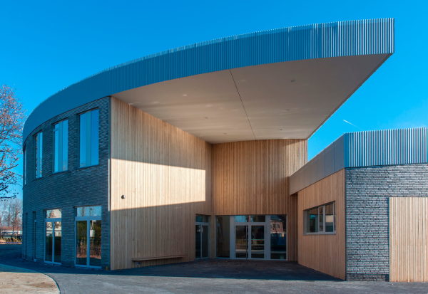 UArchitects und Lensass architecten in Flandern