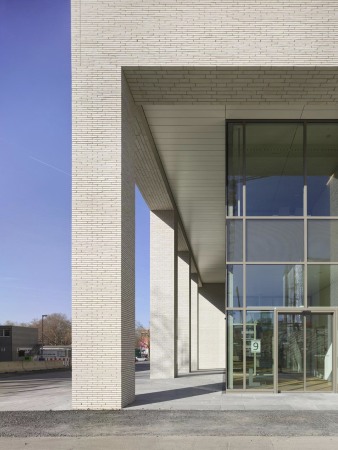 Bereich BA 2: Am Fu des Turms im Sden.