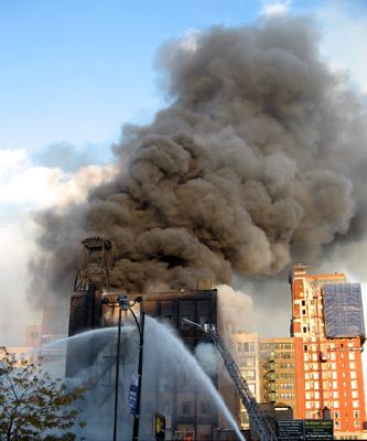 Wieder Brand in einem Sullivan-Bau in Chicago - mit Kommentar