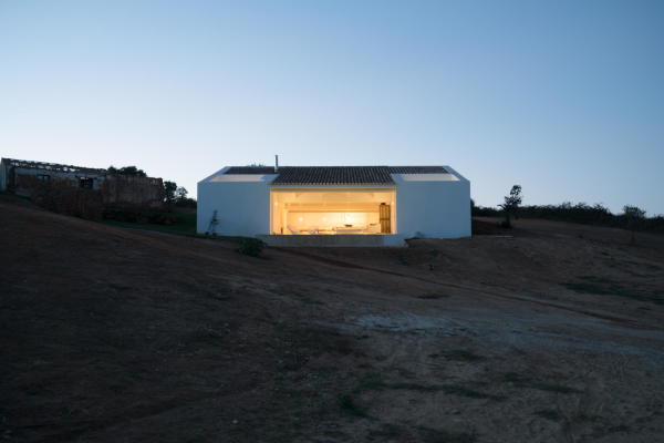 Wochenendhaus in Cercal von Atelier Data