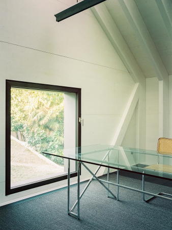 Ateliergebude im Tessin von Stocker Lee Architetti