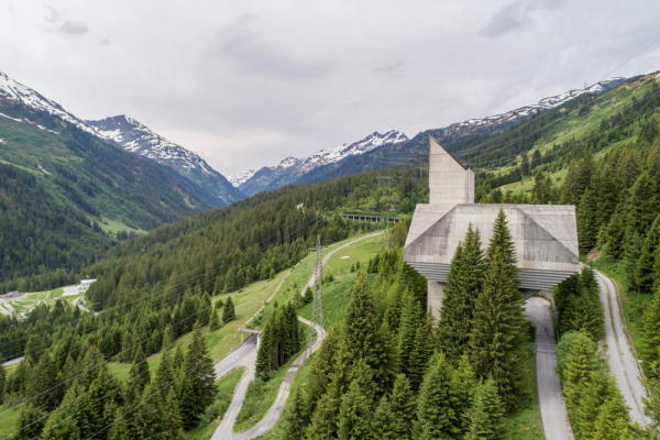 Hubert Prachensky und Ernst Heiss, Lftungsanlagen Arlbergstraentunnel, Maienwasen und Portal St. Jakob, 1975