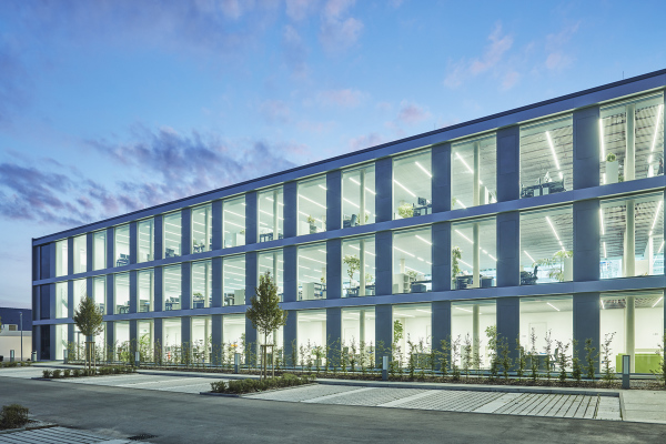 Fabrikerweiterung bei Gppingen von Neugebauer + Rsch