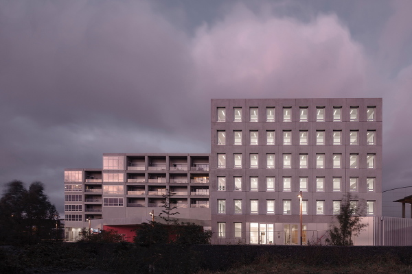 Quartierzentrum in Nantes von KAAN