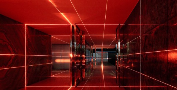 Geometry of Light von Luftwerk in Kollaboration mit dem Architekten Iker Gil im Barcelona-Pavillon, Februar 2019.