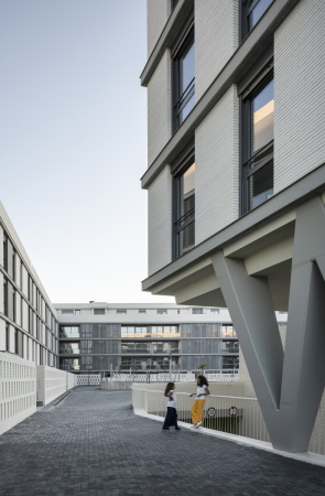 Wohnbebauung von Gabriel Verd und Bur4 in Sevilla