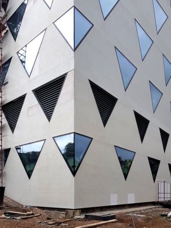 Konstruktion der Fassade im Erdgeschoss