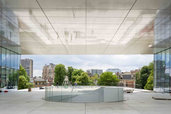Die Dachterrasse auf dem Pavillon