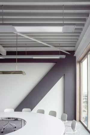 �berbauung eines Lagerhauses von Space Encounters