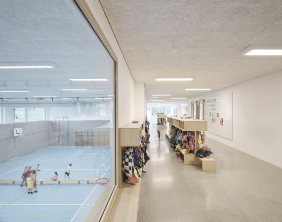 Volksschule in Wolfurt von Schenker Salvi Weber Architekten