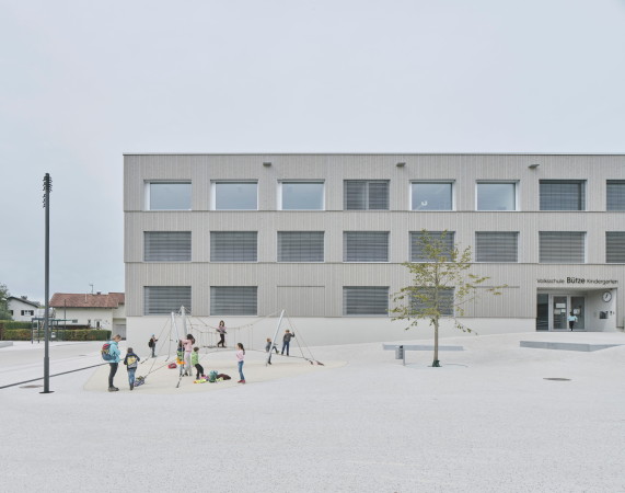 Volksschule in Wolfurt von Schenker Salvi Weber Architekten