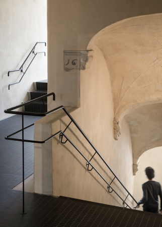 Kloster wird Stadtbibliothek mit Korteknie Stuhlmacher Architecten