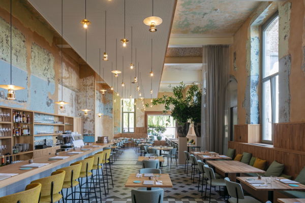 Kloster wird Stadtbibliothek mit Korteknie Stuhlmacher Architecten