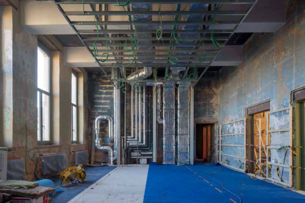 Szene vom Bauprozess