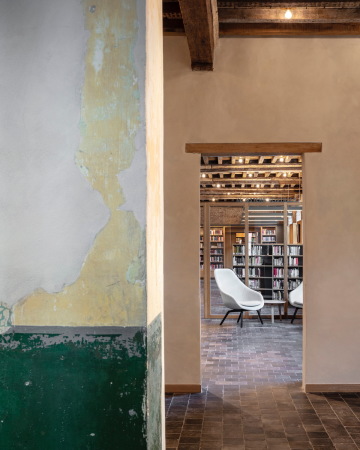 Kloster wird Stadtbibliothek mit Korteknie Stuhlmacher Architecten