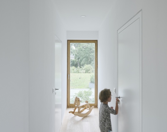 Weies Haus, OG: Flur