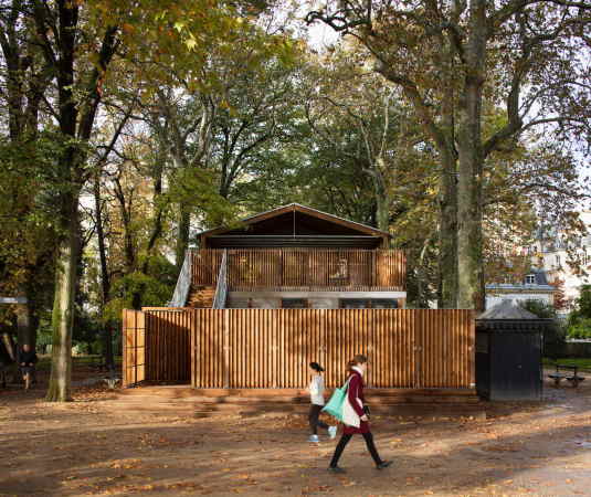 Die Holzplatten wurden aus franzsischer Fichte gefertigt.