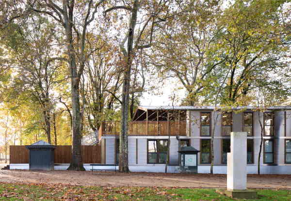 Kita von Djuric Tardio Architectes in Paris