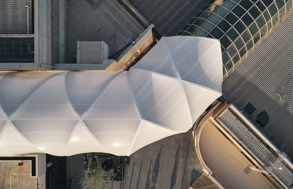 Wegberdachung in Melbourne von Make Architects