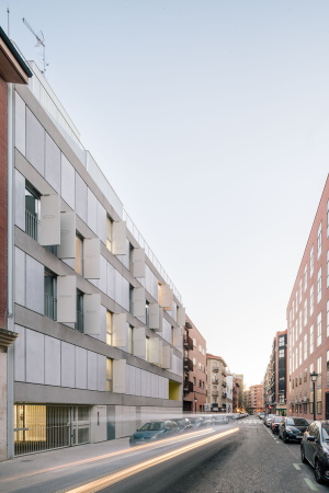 Wohnhaus in Madrid von FRPO Rodriguez & Oriol