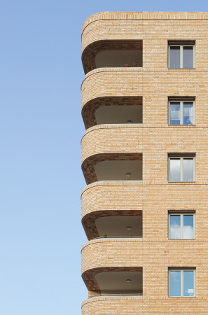 Wohnungsbau in Dresden von Peter Zirkel