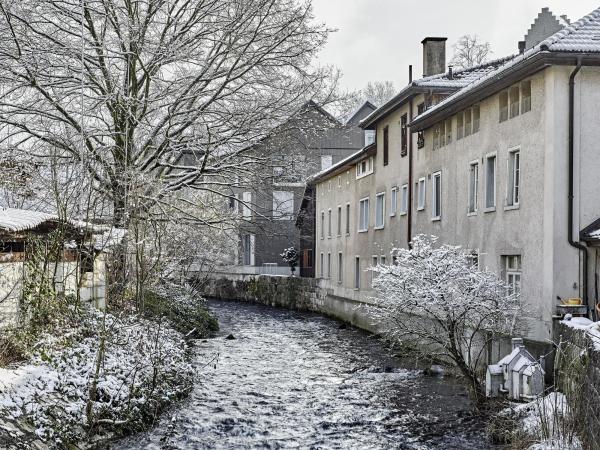 Wohnhuser von Peter Moor in Uster
