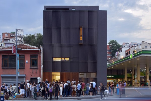 Umbau fr eine Kunstgalerie von Emre Arolat in Istanbul